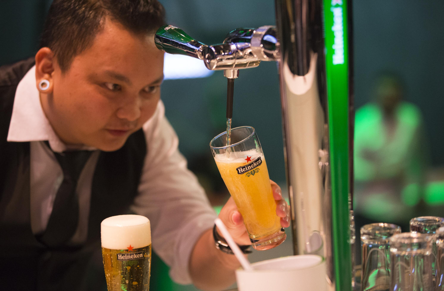 Heineken Investigated by UK Pub Regulators Over ‘Beer Tie’