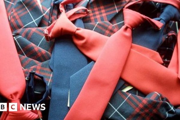 School uniforms in N America linked to PFAS "forever chemicals"